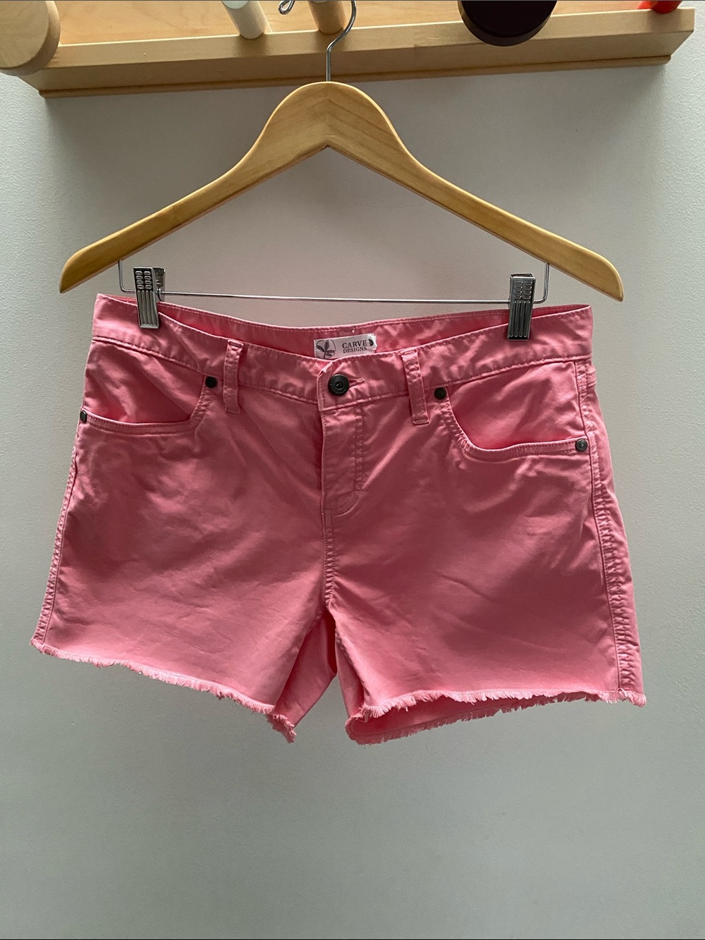 Carve Designs Oahu 4” Pink Shorts